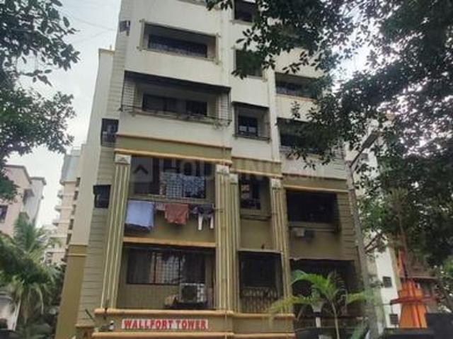 2 BHK Apartment in Andheri West for resale Mumbai. The reference number is 11889654