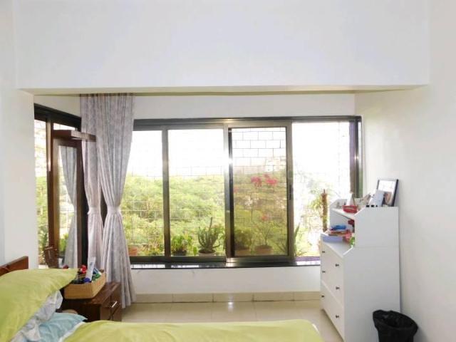 2 BHK Apartment in Andheri West for resale Western Suburbs. The reference number is 16984794