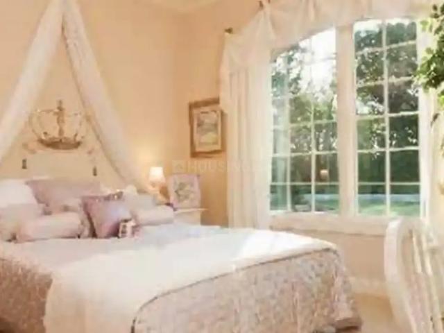 2 BHK Apartment in Andheri West for resale Western Suburbs. The reference number is 17630479