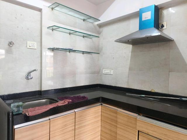 2 BHK Apartment in Andheri East for rent Mumbai. The reference number is 17100439