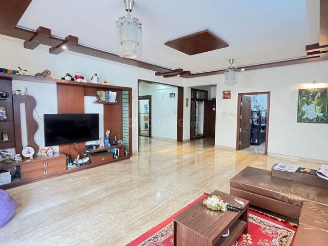 2 BHK Apartment in Adugodi for rent Bengaluru. The reference number is 19052805
