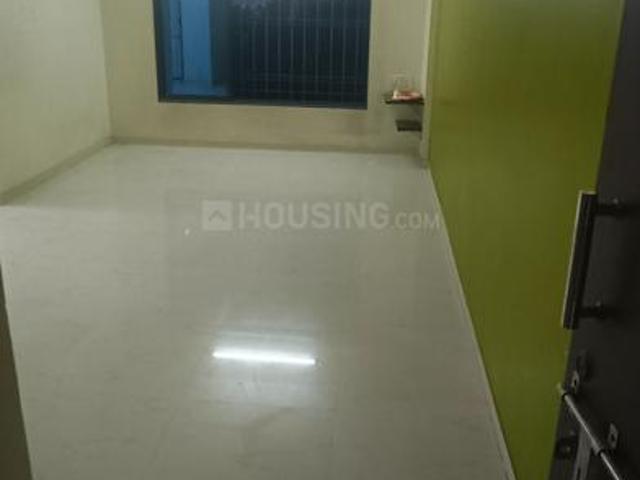 2 BHK Apartment in Adajan for resale Surat. The reference number is 18434978