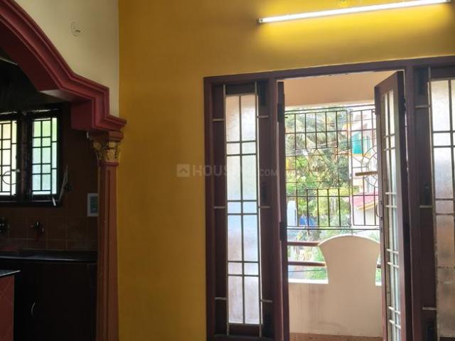 2 BHK Apartment in Adambakkam for rent Chennai. The reference number is 20184575