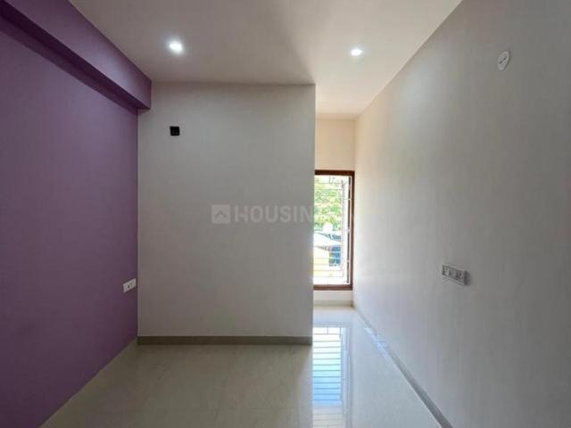 2 BHK Apartment in Adambakkam for resale Chennai South. The reference number is 18428717