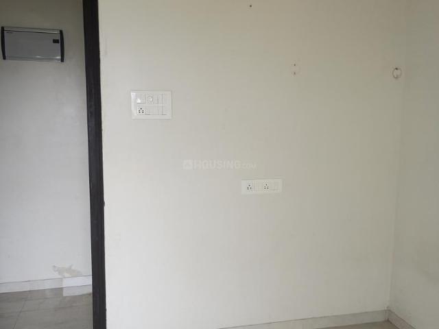 2 BHK Apartment in Agasan Village for rent Thane. The reference number is 20113599