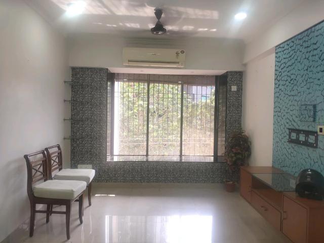 2 BHK Apartment in Agripada for resale Mumbai. The reference number is 13867897