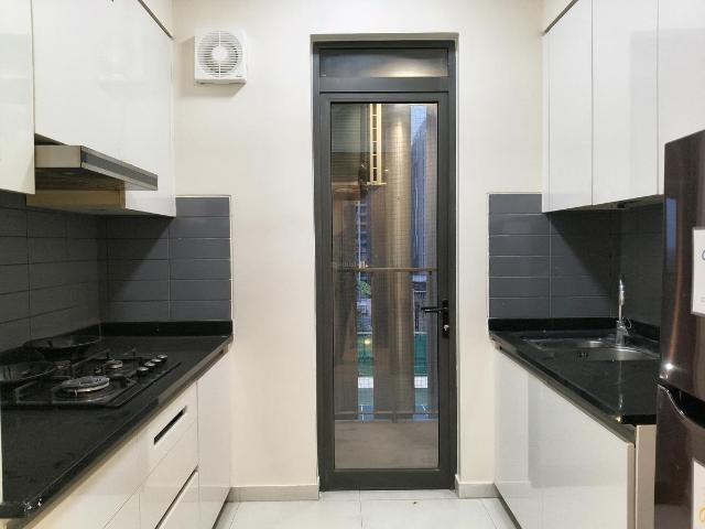 2 BHK Apartment in Agripada for resale Mumbai. The reference number is 17164758