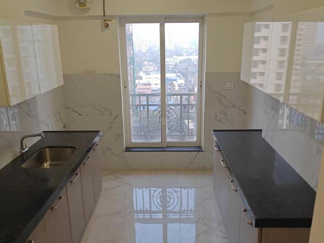 2 BHK Apartment in Agripada for resale Mumbai. The reference number is 18924252