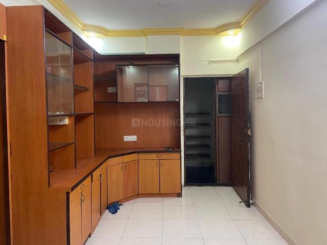2 BHK Apartment in Airoli for rent Navi Mumbai. The reference number is 18588305
