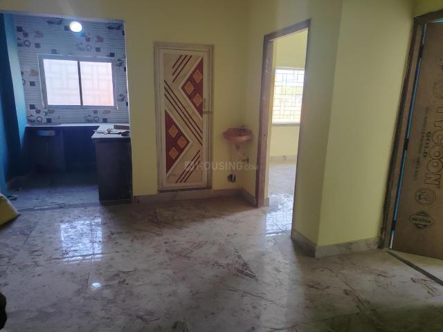2 BHK Apartment in Airport Gate no. 1 for rent Kolkata. The reference number is 19112071