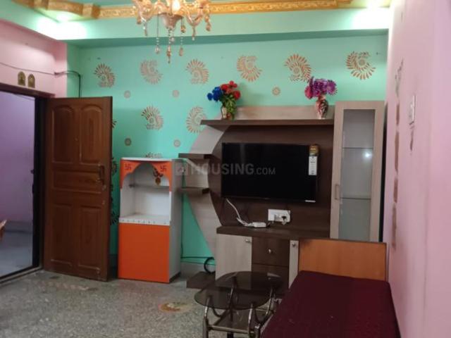 2 BHK Apartment in Airport Gate no. 1 for rent Kolkata. The reference number is 20718128