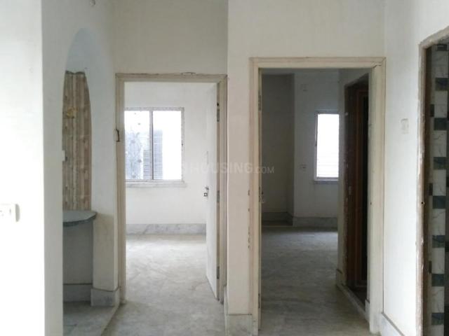 2 BHK Apartment in Airport Gate no. 1 for resale Kolkata. The reference number is 20851292
