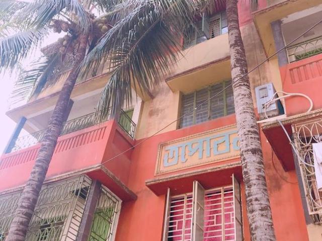 2 BHK Apartment in Airport Gate no. 1 for resale Kolkata. The reference number is 6226928