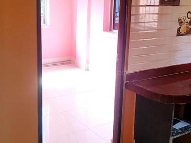 2 BHK Apartment in Airport Gate no. 1 for resale Kolkata. The reference number is 17599388