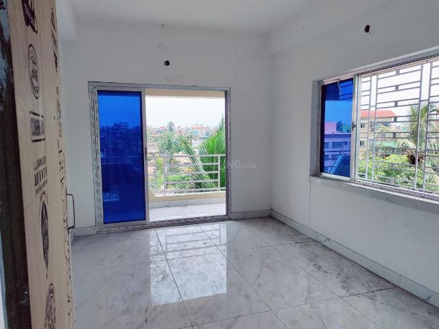 2 BHK Apartment in Airport Gate No 2 for resale Kolkata. The reference number is 20576056