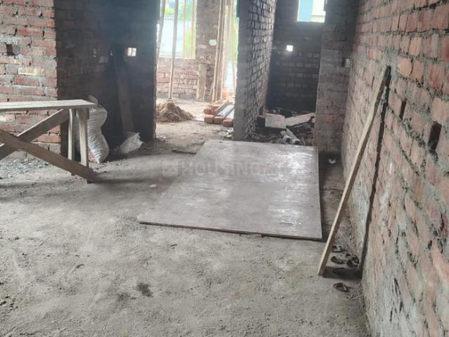2 BHK Apartment in Airport Gate No. 3 for resale Kolkata. The reference number is 20837480
