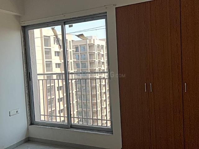 2 BHK Apartment in Althan for rent Surat. The reference number is 19677006