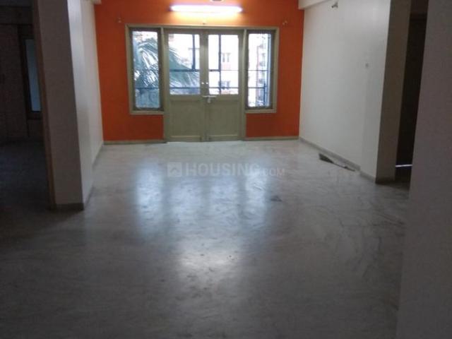 2 BHK Apartment in Alkapuri for rent Vadodara. The reference number is 14656119