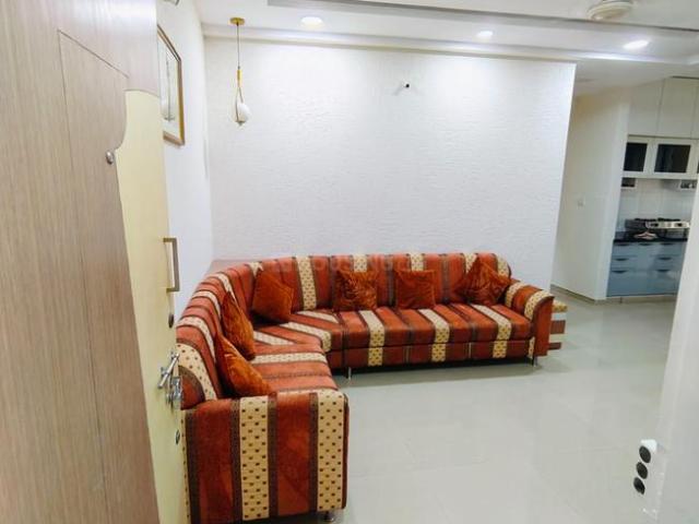 2 BHK Apartment in Alkapuri for rent Vadodara. The reference number is 20411234