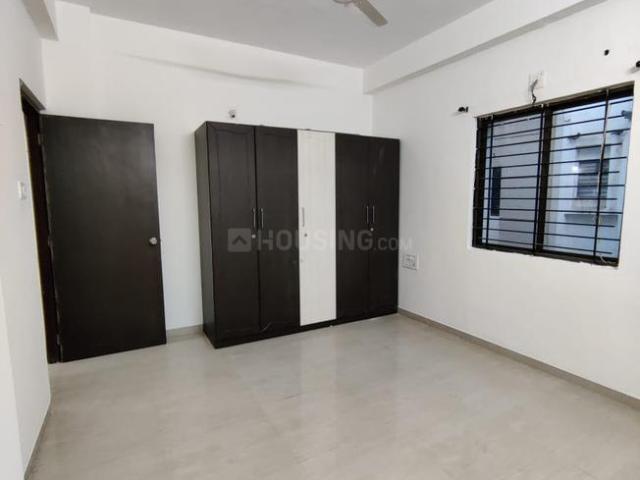 2 BHK Apartment in Alkapuri for rent Vadodara. The reference number is 20445725