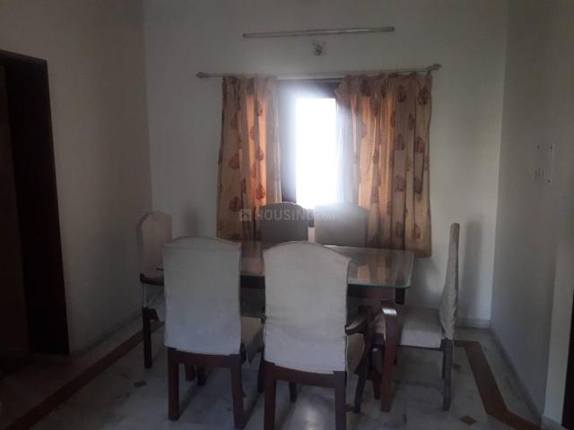 2 BHK Apartment in Alkapuri for rent Vadodara. The reference number is 20052218