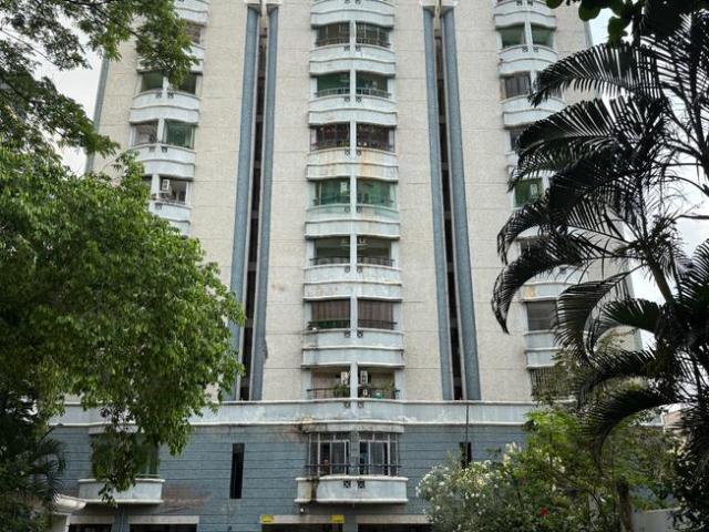 2 BHK Apartment in Arumbakkam for resale Chennai. The reference number is 20412534