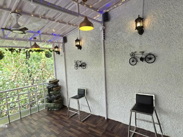 2 BHK Apartment in Arjun Nagar for resale New Delhi. The reference number is 17771102