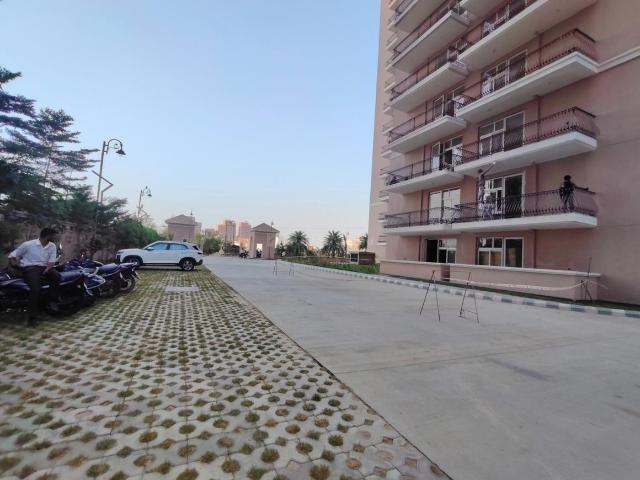 2 BHK Apartment in Arjunganj for resale Lucknow. The reference number is 20333233
