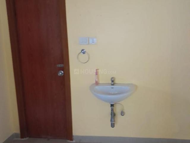2 BHK Apartment in Auto Nagar for resale Hyderabad. The reference number is 20477488