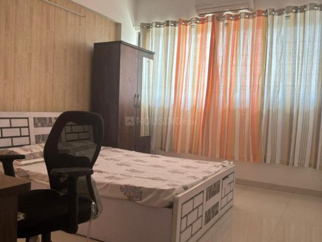 2 BHK Apartment in Aundh for rent Pune. The reference number is 20126140