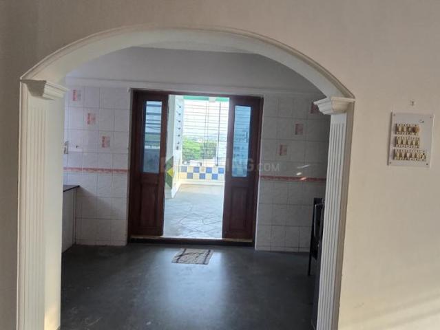 2 BHK Apartment in Aundh for rent Pune. The reference number is 20212039