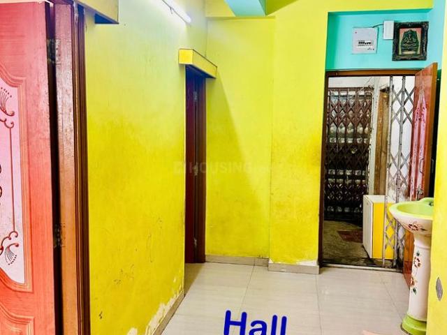 2 BHK Apartment in Bow Bazaar for resale Kolkata. The reference number is 15553800