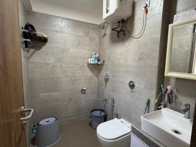 2 BHK Apartment in Bodakdev for rent Ahmedabad. The reference number is 19913777