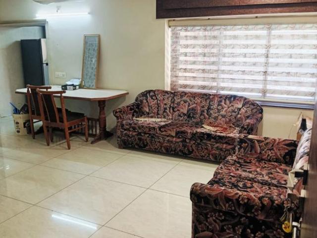 2 BHK Apartment in Bodakdev for rent Ahmedabad. The reference number is 20324284