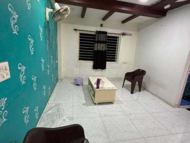 2 BHK Apartment in Bodakdev for rent Ahmedabad. The reference number is 20792100