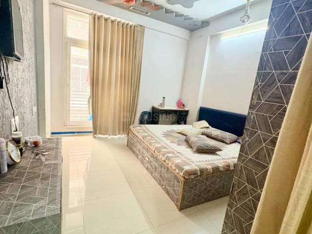 2 BHK Apartment in Bodakdev for rent Ahmedabad. The reference number is 20855493