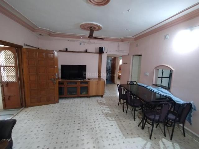 2 BHK Apartment in Bodakdev for resale Ahmedabad. The reference number is 20327700