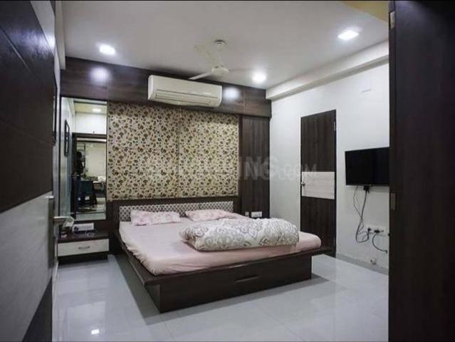 2 BHK Apartment in Bopal for rent Ahmedabad. The reference number is 20229008