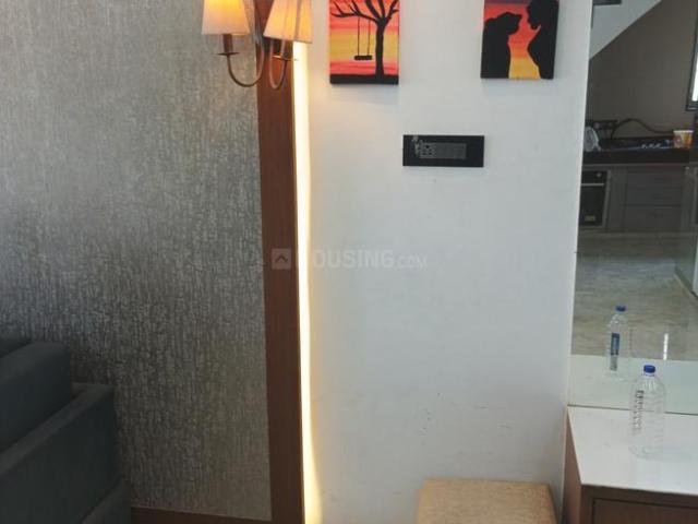 2 BHK Apartment in Bopal for rent Ahmedabad. The reference number is 20359410