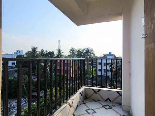 2 BHK Apartment in Boral for resale Kolkata. The reference number is 20309661