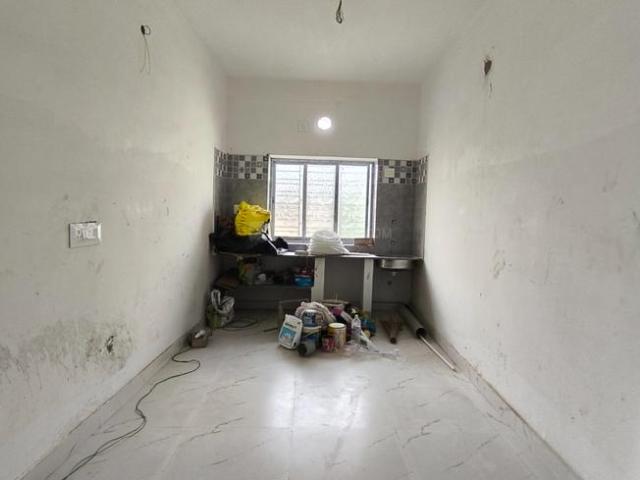 2 BHK Apartment in Boral for resale Kolkata. The reference number is 20820179