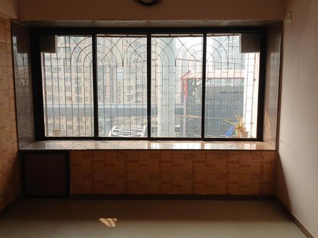 2 BHK Apartment in Borivali East for rent Mumbai. The reference number is 16292446