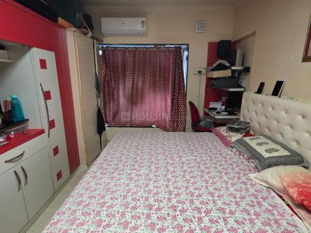 2 BHK Apartment in Borivali East for rent Mumbai. The reference number is 19287182