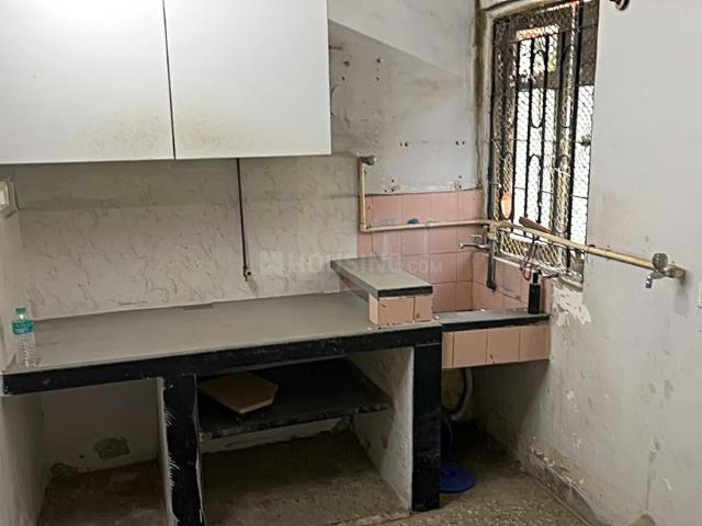 2 BHK Apartment in Borivali East for rent Mumbai. The reference number is 19300094