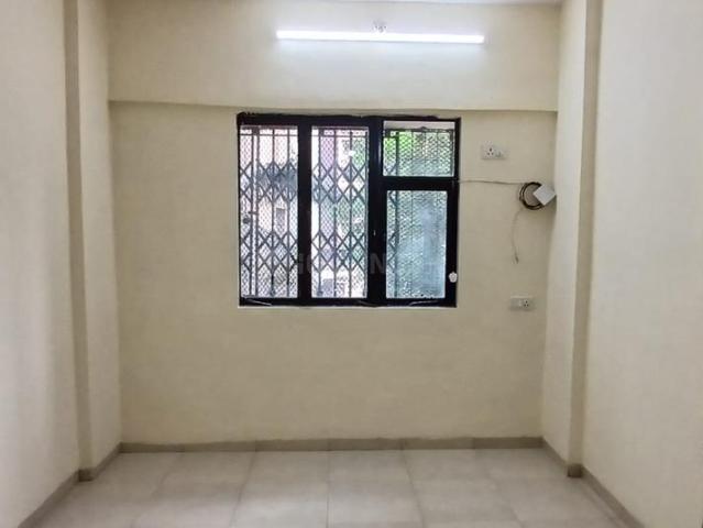 2 BHK Apartment in Borivali East for rent Mumbai. The reference number is 20638139