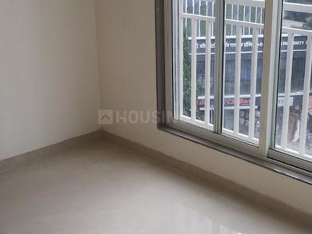 2 BHK Apartment in Borivali East for rent Mumbai. The reference number is 20725290