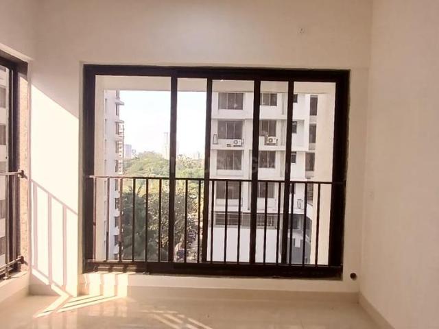 2 BHK Apartment in Borivali East for rent Mumbai. The reference number is 20063104