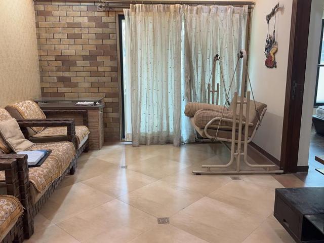 2 BHK Apartment in Borivali East for rent Mumbai. The reference number is 20074620