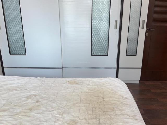 2 BHK Apartment in Borivali East for rent Mumbai. The reference number is 20074620