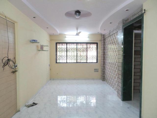 2 BHK Apartment in Borivali East for rent Mumbai. The reference number is 20150157